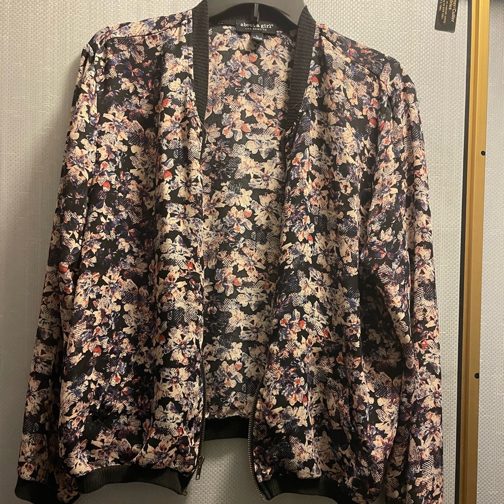 Sheer flowery jacket